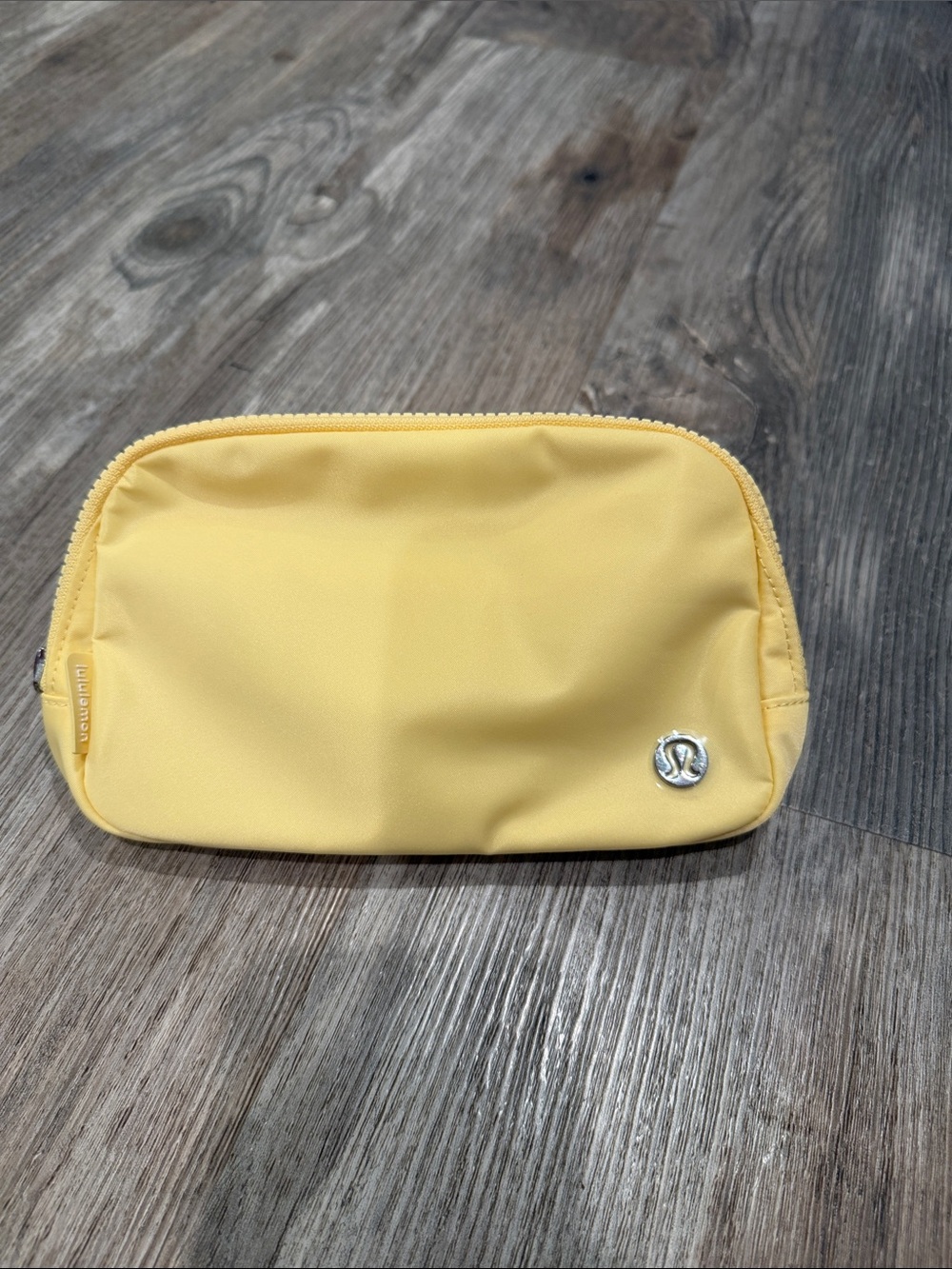 NEW with tags! Everywhere Belt Bag 1L
Swirl Yellow